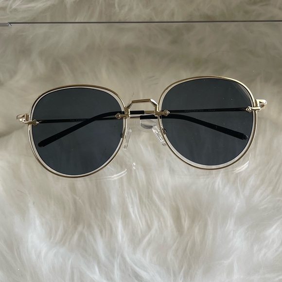 NWT Prive Revaux “The Escobar” Sunglasses - Picture 3 of 6